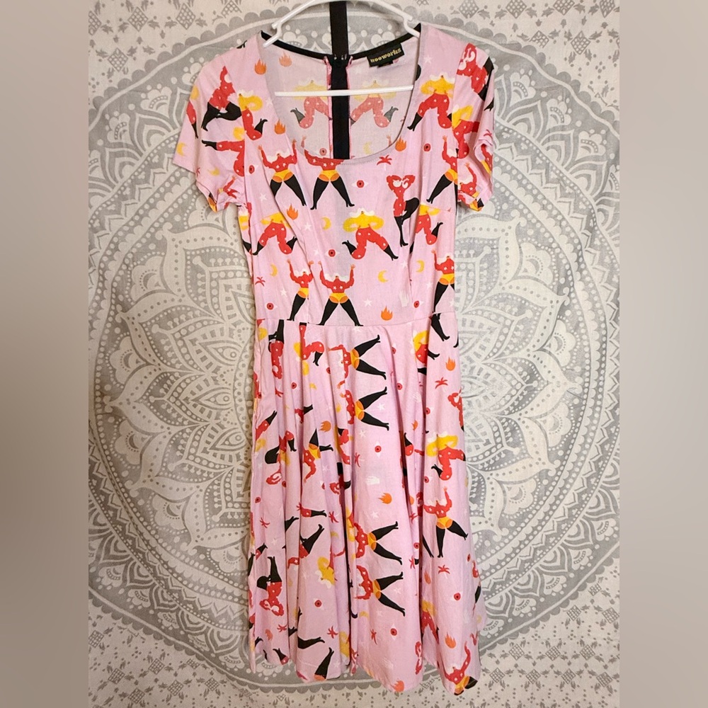 Nooworks Pink Strong Women Print Dress